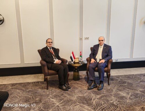 وزير الصحة يبحث مع نظيره الأردني تعزيز التعاون الصحي بين البلدين