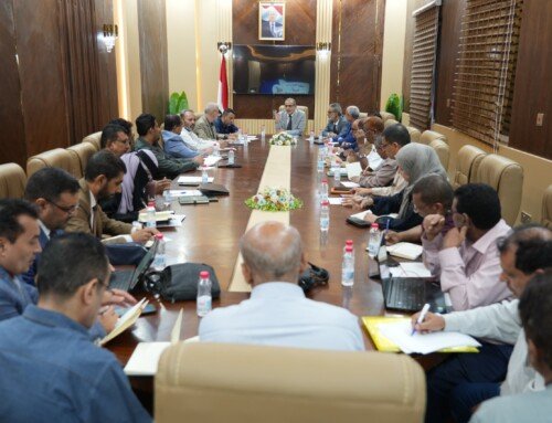وزير الصحة يوجّه بتوحيد التخطيط الصحي وتعزيز التكامل بين الوزارة والمحافظات لتنفيذ الاستراتيجية الوطنية