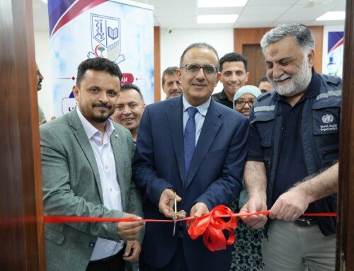 وزير الصحة يفتتح المختبرات المرجعية ويتسلم الدليل الوطني للسلامة الحيوية والأمن البيولوجي